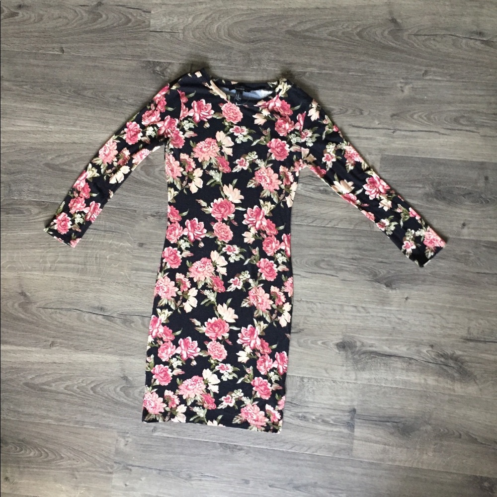 Forever 21 floral dress size medium